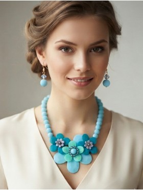 BEADED FLOWER BIB NECKLACE & EARRING SET